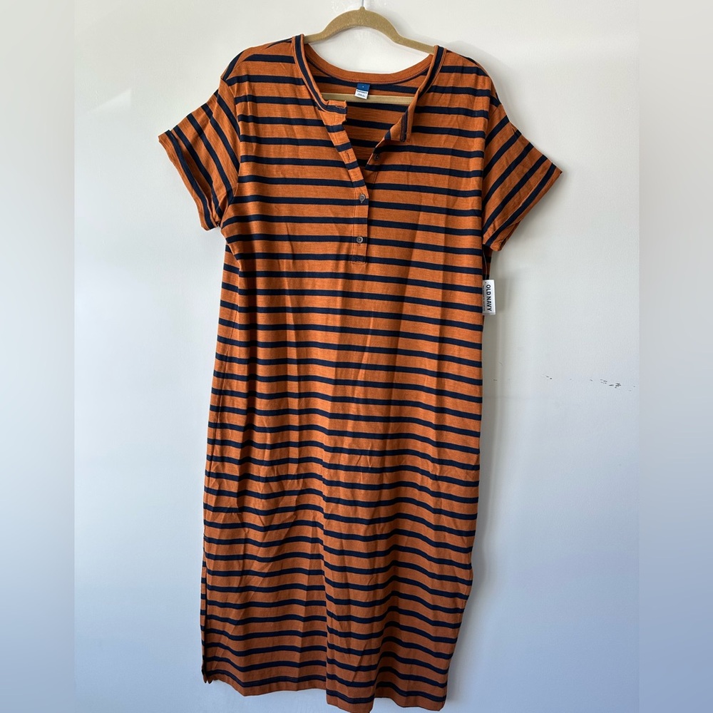 Old Navy orange and navy blue striped maxi dress